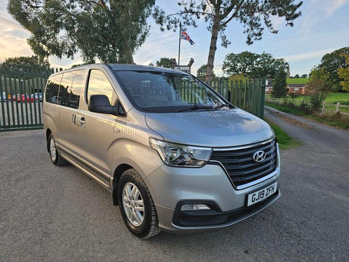 Hyundai I800 2.5 CRDi SE Euro 6 5dr