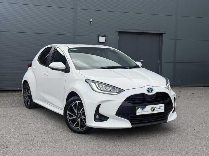 Toyota Yaris 1.5 VVT-h Design E-CVT Euro 6 (s/s) 5dr