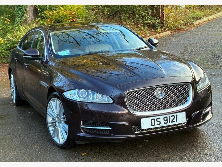 Jaguar XJ 3.0d V6 Portfolio Auto Euro 5 (s/s) 4dr