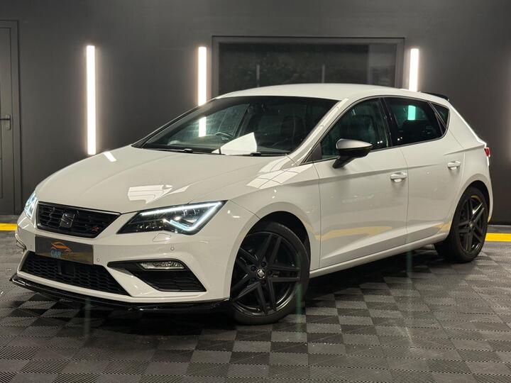 SEAT Leon 1.5 TSI EVO FR Black Edition Euro 6 (s/s) 5dr