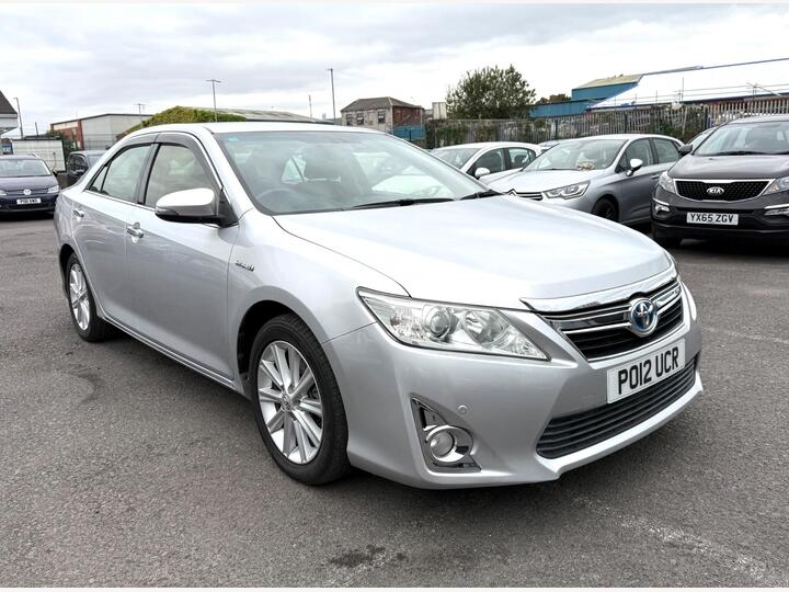 Toyota Camry 2.5 G-Package Petrol/Hybrid Saloon 4dr Toyota Camry 2.5 G-Package Petrol/Hybrid Saloon 4dr