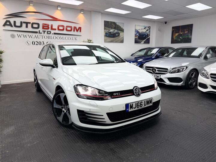 Volkswagen Golf 2.0 TSI BlueMotion Tech GTI DSG Euro 6 (s/s) 5dr Volkswagen Golf 2.0 TSI BlueMotion Tech GTI DSG Euro 6 (s/s) 5dr