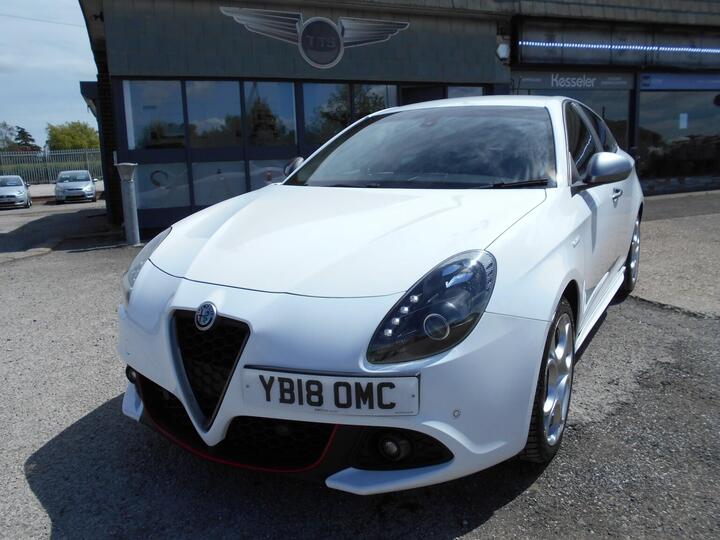 Alfa Romeo GIULIETTA 1.4 TB MultiAir Speciale Euro 6 (s/s) 5dr Alfa Romeo GIULIETTA 1.4 TB MultiAir Speciale Euro 6 (s/s) 5dr