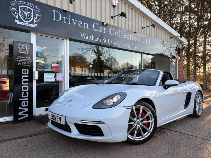 Porsche 718 Boxster 2.5T S Euro 6 (s/s) 2dr Porsche 718 Boxster 2.5T S Euro 6 (s/s) 2dr