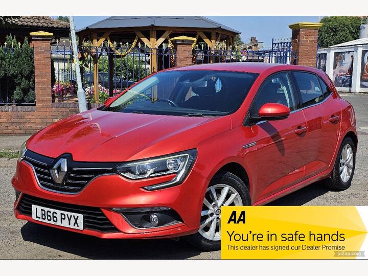 Renault Megane 1.2 TCe Dynamique Nav Euro 6 (s/s) 5dr Renault Megane 1.2 TCe Dynamique Nav Euro 6 (s/s) 5dr