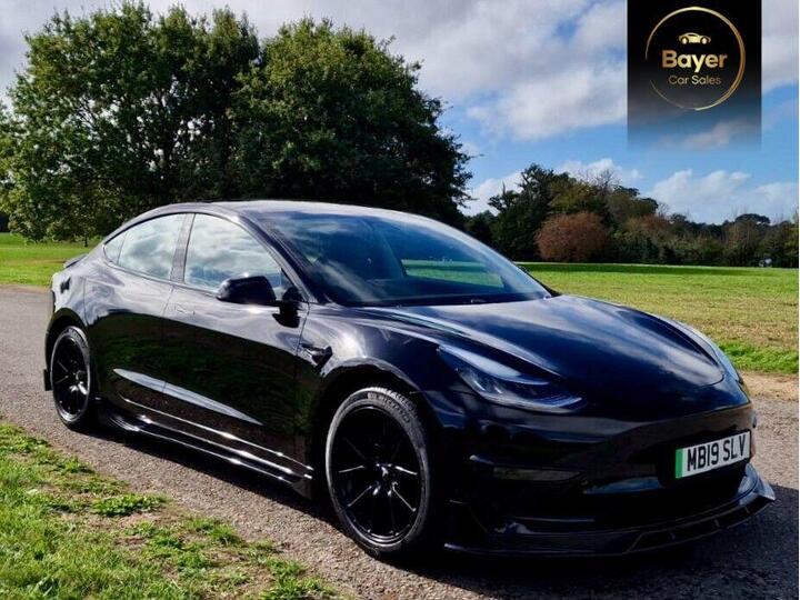 Tesla Model 3 Standard Range Plus Auto RWD 4dr