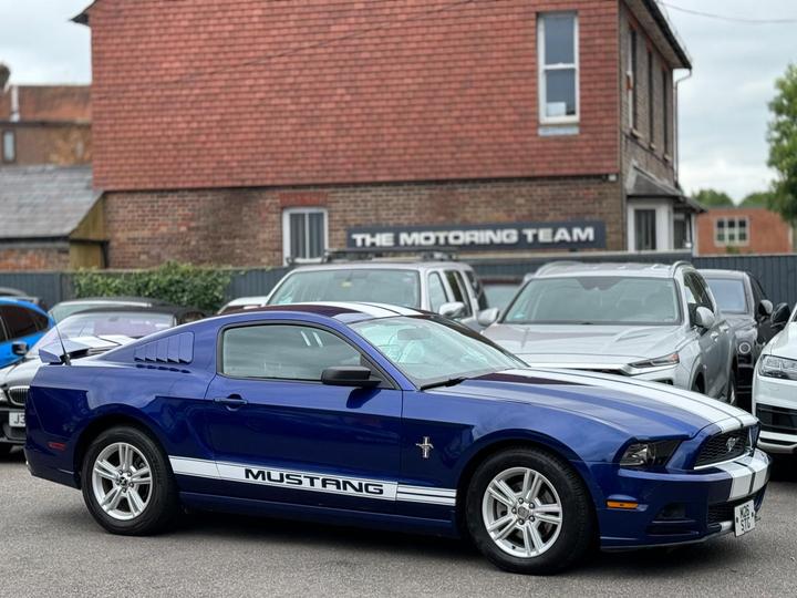 Ford Mustang 3.7 V6 COUPE 6 SPEED MANUAL
