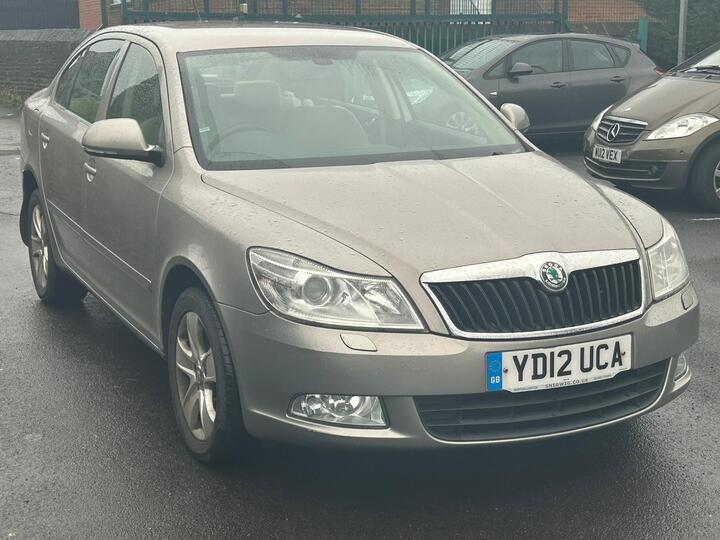 Skoda Octavia 1.6 TDI Elegance DSG Euro 5 5dr