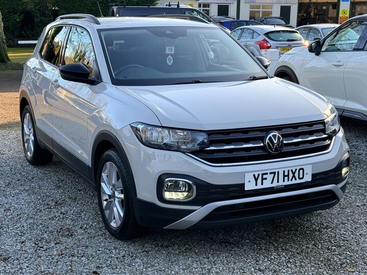 Volkswagen T-Cross 1.0 TSI Active DSG Euro 6 (s/s) 5dr Volkswagen T-Cross 1.0 TSI Active DSG Euro 6 (s/s) 5dr