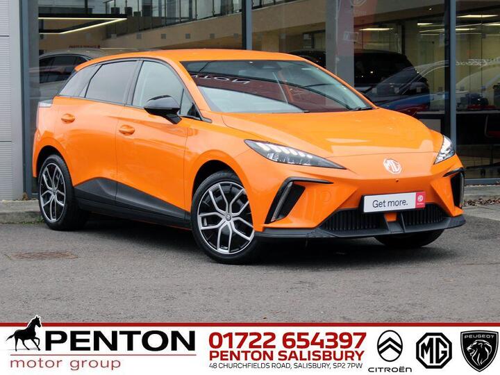 MG MG4 64kWh Trophy Long Range Auto 5dr