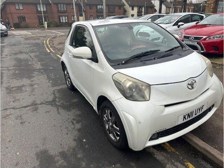Toyota IQ 1.0 VVT-i 2 Euro 5 3dr