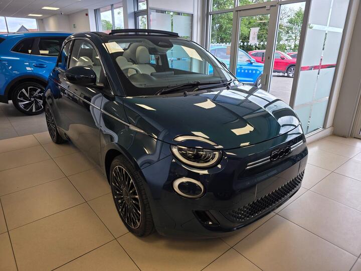 Fiat 500e C 42kWh La Prima Auto 2dr