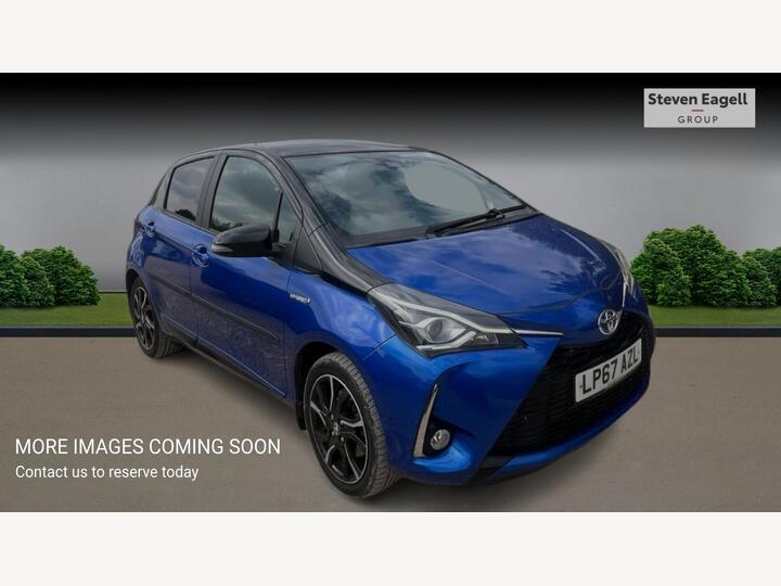 Toyota Yaris 1.5 VVT-h Blue Bi-Tone E-CVT Euro 6 (s/s) 5dr