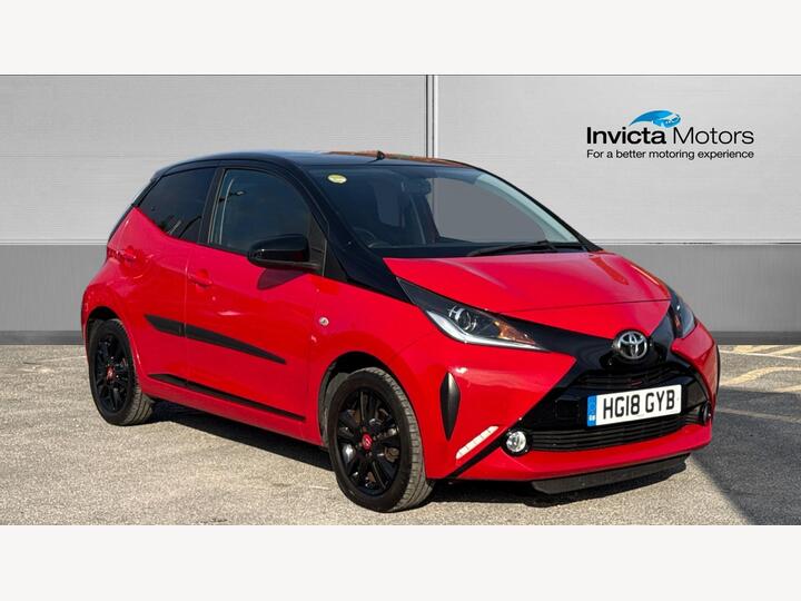 Toyota Aygo 1.0 VVT-i X-cite 4 Red Bi-Tone Euro 6 5dr