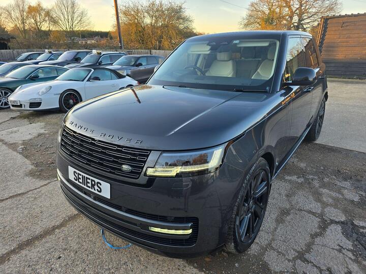 Land Rover Range Rover 3.0 D300 MHEV HSE Auto 4WD Euro 6 (s/s) 5dr