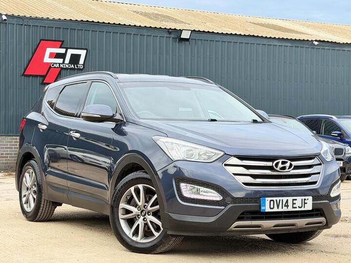 Hyundai Santa Fe 2.2 CRDi Premium Auto 4WD Euro 5 5dr (5 Seat) Hyundai Santa Fe 2.2 CRDi Premium Auto 4WD Euro 5 5dr (5 Seat)