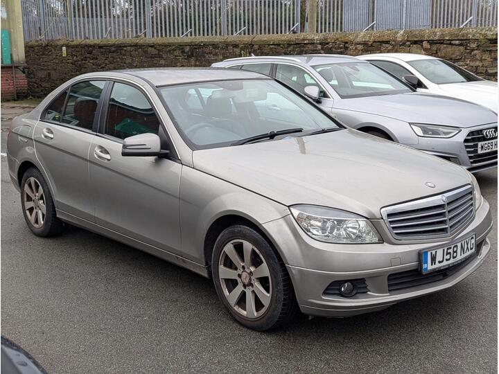 Mercedes-Benz C Class 2.1 C220 CDI SE Auto Euro 4 4dr