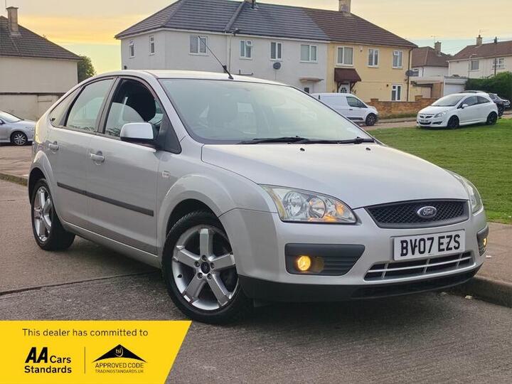 Ford Focus 1.8 Sport S 5dr