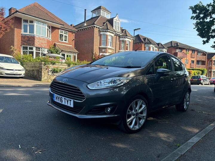 Ford Fiesta 1.5 TDCi Titanium Euro 6 5dr