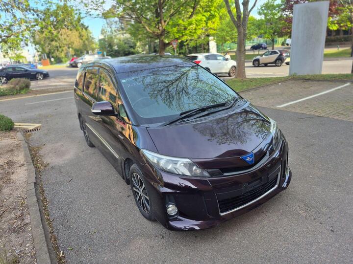 Toyota Estima 2.4 Hybrid 8 Seater Luxury Family Car