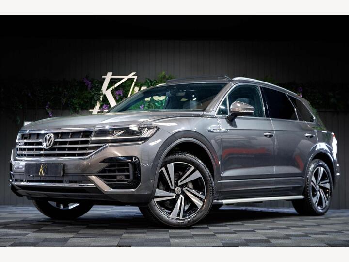 Volkswagen TOUAREG 3.0 TDI V6 R-Line Tech Tiptronic 4Motion Euro 6 (s/s) 5dr