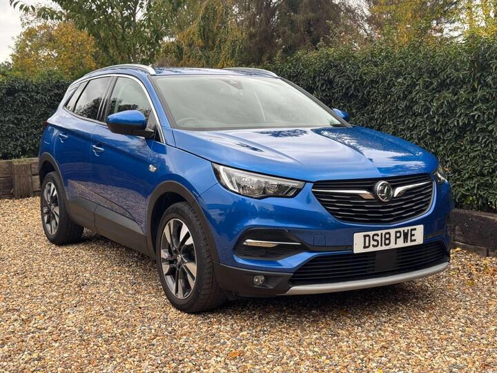 Vauxhall GRANDLAND X 1.2 Turbo Sport Nav Auto Euro 6 (s/s) 5dr Vauxhall GRANDLAND X 1.2 Turbo Sport Nav Auto Euro 6 (s/s) 5dr
