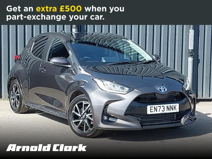 Toyota Yaris 1.5 VVT-h Design E-CVT Euro 6 (s/s) 5dr