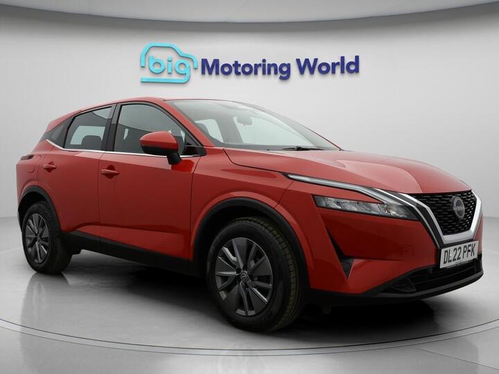 Nissan Qashqai 1.3 DIG-T MHEV Visia Euro 6 (s/s) 5dr Nissan Qashqai 1.3 DIG-T MHEV Visia Euro 6 (s/s) 5dr