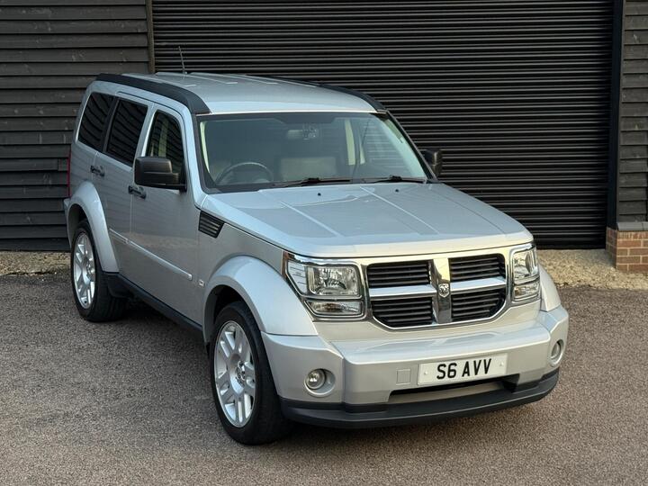 Dodge Nitro 3.7 V6 SXT 5dr
