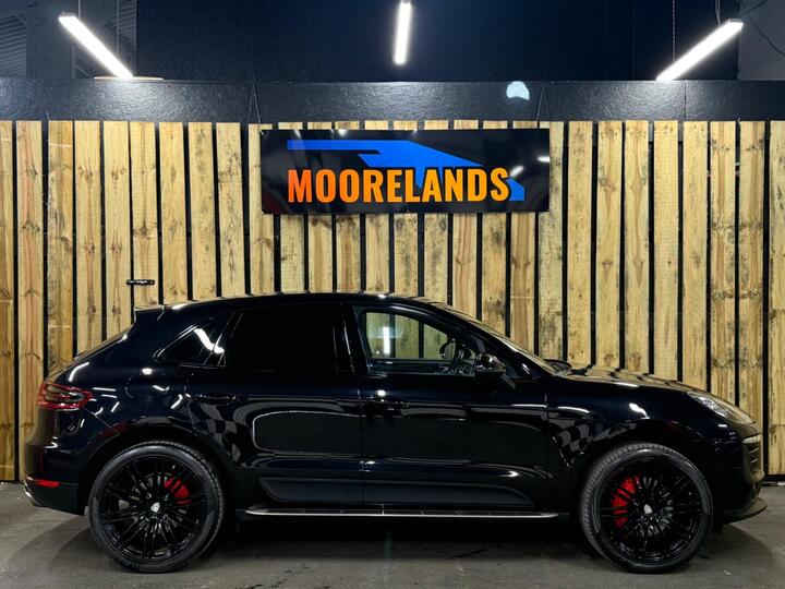 Porsche Macan 3.0 TD V6 S PDK 4WD Euro 6 (s/s) 5dr Porsche Macan 3.0 TD V6 S PDK 4WD Euro 6 (s/s) 5dr
