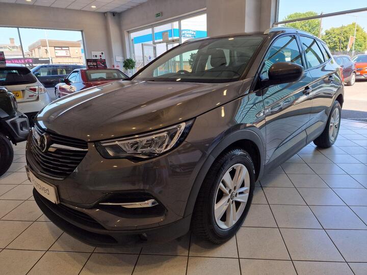 Vauxhall Grandland X 1.2 Turbo SE Euro 6 (s/s) 5dr