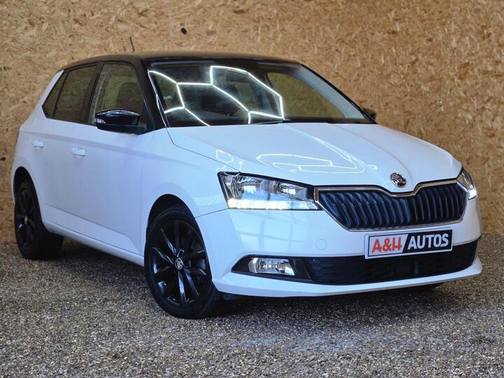 Skoda Fabia 1.0 TSI Colour Edition Euro 6 (s/s) 5dr Skoda Fabia 1.0 TSI Colour Edition Euro 6 (s/s) 5dr