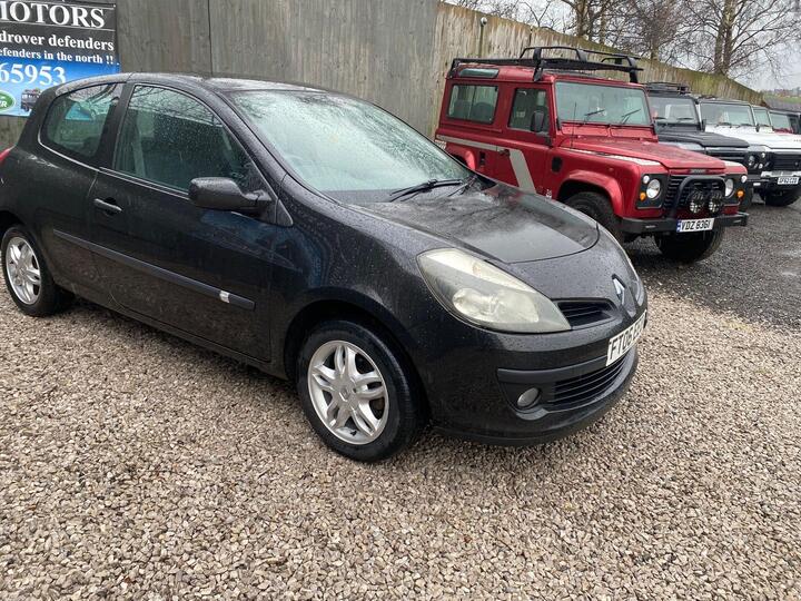 Renault Clio 1.4 16v Dynamique 3dr