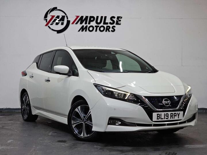 Nissan Leaf 40kWh N-Connecta Auto 5dr