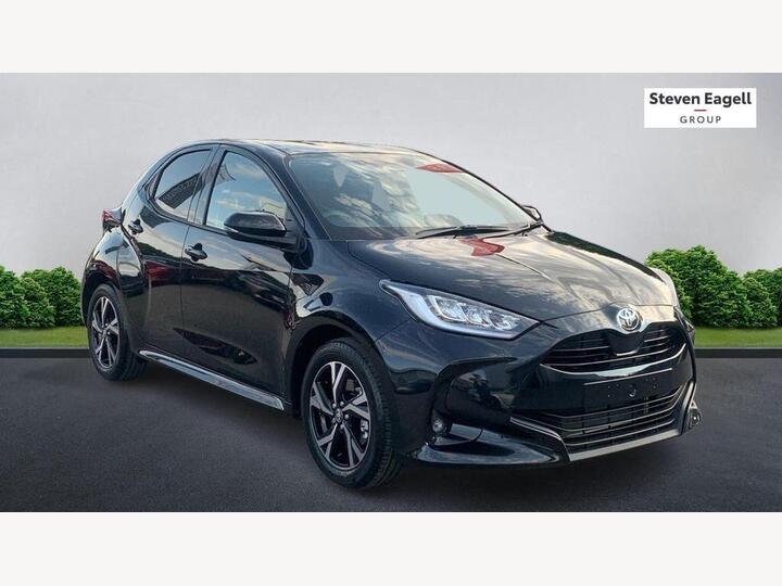 Toyota Yaris 1.5 VVT-h Design E-CVT Euro 6 (s/s) 5dr