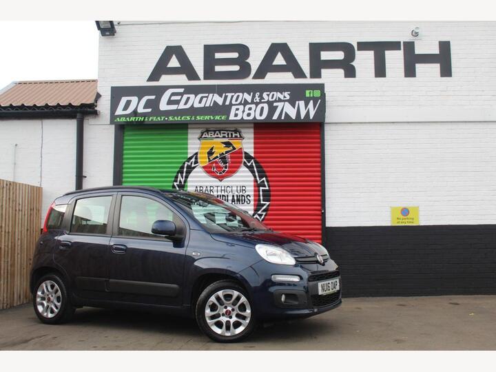 Fiat PANDA 1.2 Lounge Euro 6 5dr