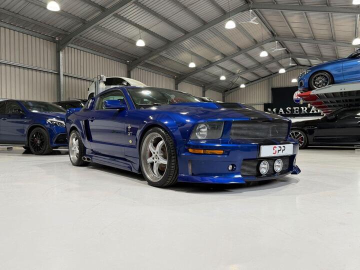 Ford MUSTANG GT Cervini 4.6 V8 Manual