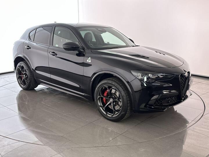 Alfa Romeo Stelvio 2.9 V6 Bi-Turbo Quadrifoglio Auto Q4 AWD Euro 6 (s/s) 5dr Alfa Romeo Stelvio 2.9 V6 Bi-Turbo Quadrifoglio Auto Q4 AWD Euro 6 (s/s) 5dr