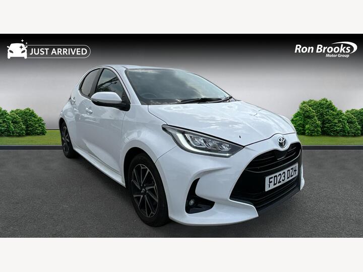 Toyota Yaris 1.5 VVT-h Design E-CVT Euro 6 (s/s) 5dr
