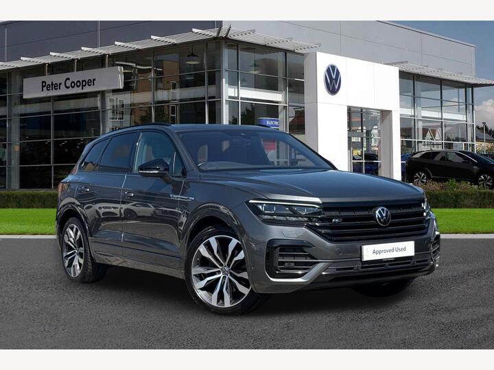 Volkswagen Touareg 3.0 TDI V6 Black Edition Tiptronic 4Motion Euro 6 (s/s) 5dr