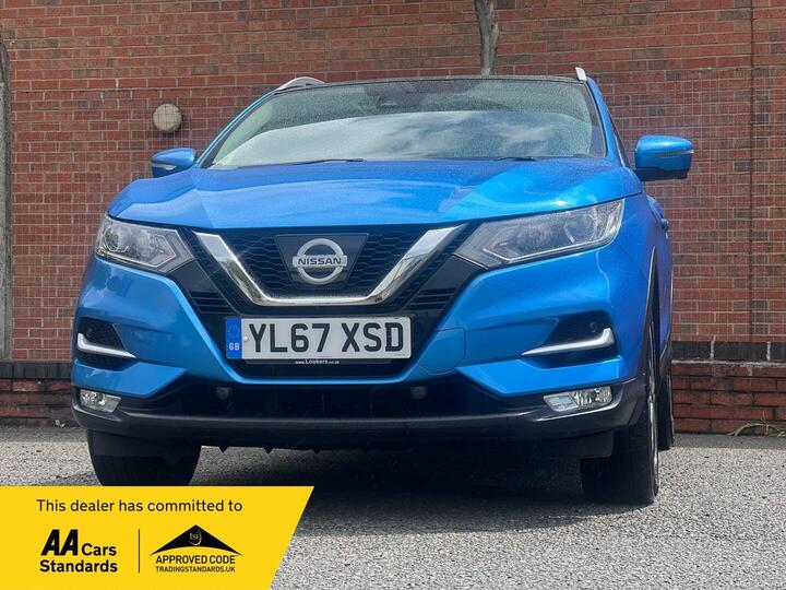 Nissan Qashqai 1.2 DIG-T N-Connecta Euro 6 (s/s) 5dr