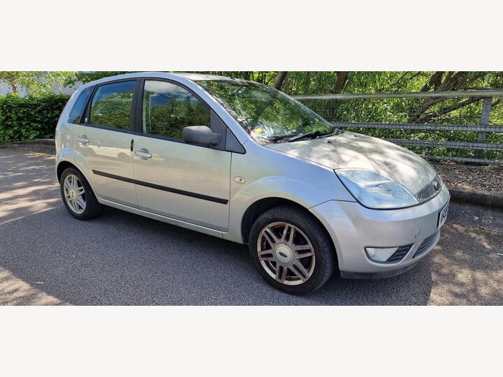 Ford Fiesta 1.4 Ghia 5dr