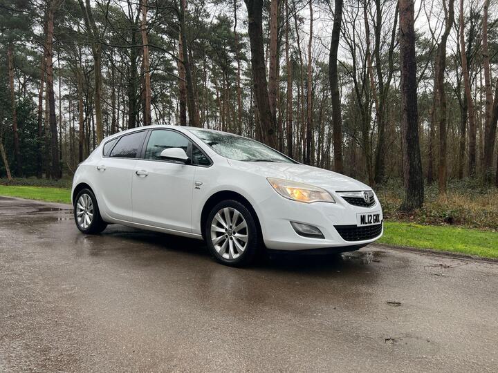 Vauxhall Astra 1.4 16v Active Euro 5 5dr