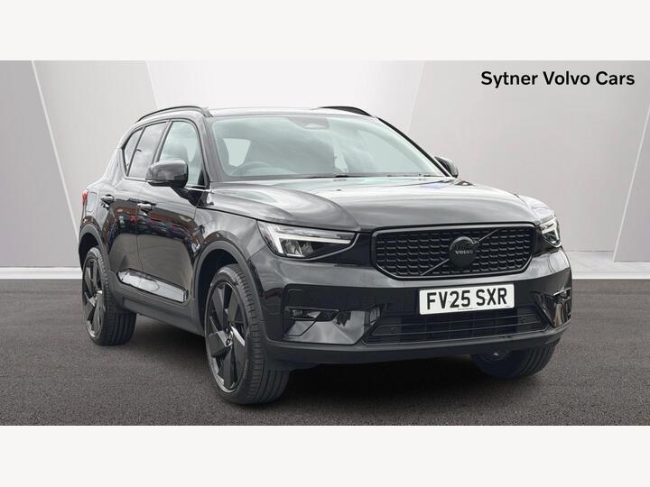Volvo XC40 2.0 B4 MHEV Plus Black Edition DCT Auto Euro 6 (s/s) 5dr
