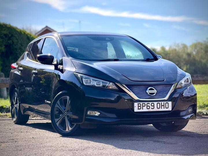 Nissan Leaf 40kWh Tekna Auto 5dr