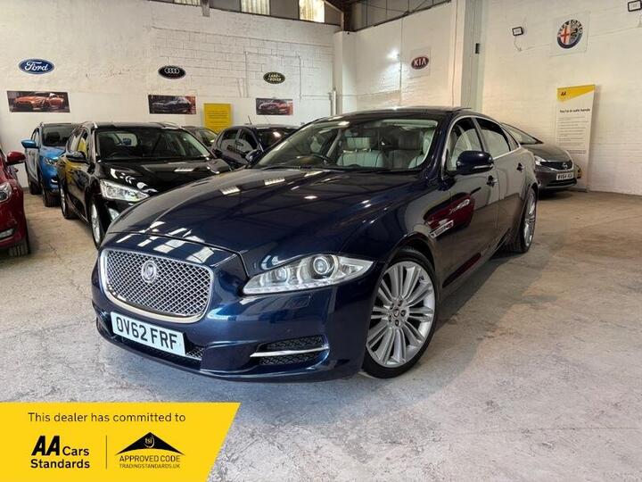 Jaguar XJ 3.0 V6 Portfolio Auto Euro 5 (s/s) 4dr (LWB)