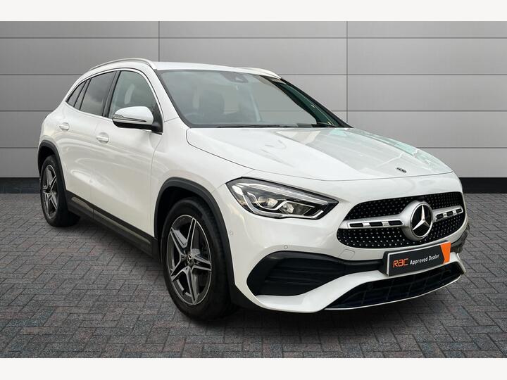Mercedes-Benz GLA Class 2.0 GLA200d AMG Line (Executive) 8G-DCT Euro 6 (s/s) 5dr Mercedes-Benz GLA Class 2.0 GLA200d AMG Line (Executive) 8G-DCT Euro 6 (s/s) 5dr