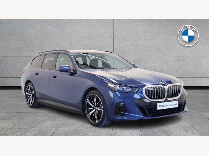 BMW 5 Series 2.0 530e 22.1kWh M Sport Touring Steptronic Euro 6 (s/s) 5dr