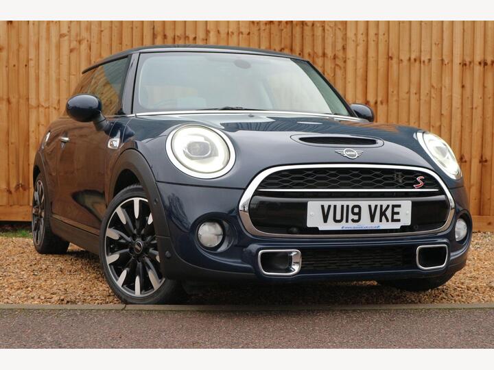 MINI Hatch 2.0 Cooper S Exclusive Steptronic Euro 6 (s/s) 3dr