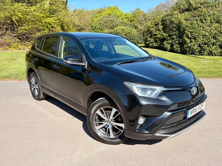 Toyota RAV4 2.0 D-4D Business Edition Euro 6 (s/s) 5dr